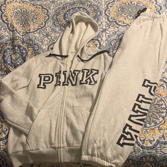 PINK Victoria's Secret Pants - BNWT Pink brand lounge outfit/sweats outfit size L heather gray w/ black PINK